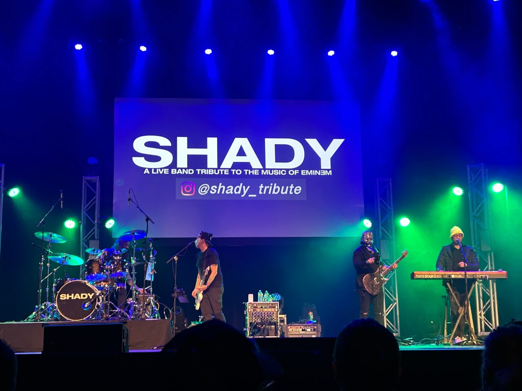 Shady’s inspiring set inside the West Herr Riviera Theatre gives the audience a chance to lose itself in the&nbsp;moment